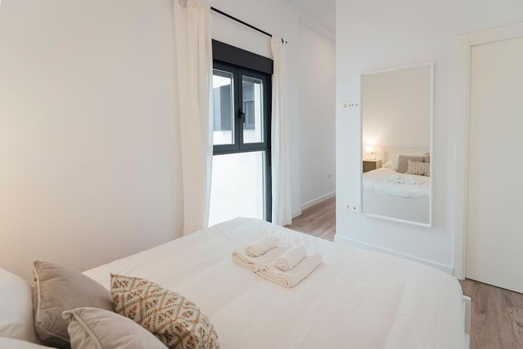 O&l Puñonrostro Bright Minimalist Appartamento Siviglia